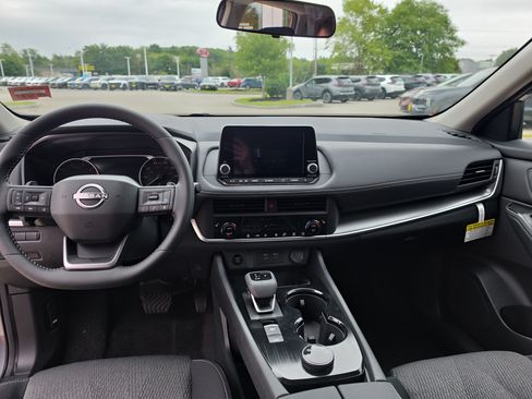New 2026 Nissan Rogue SV w/ Cold Weather Package AWD/4WD image 3