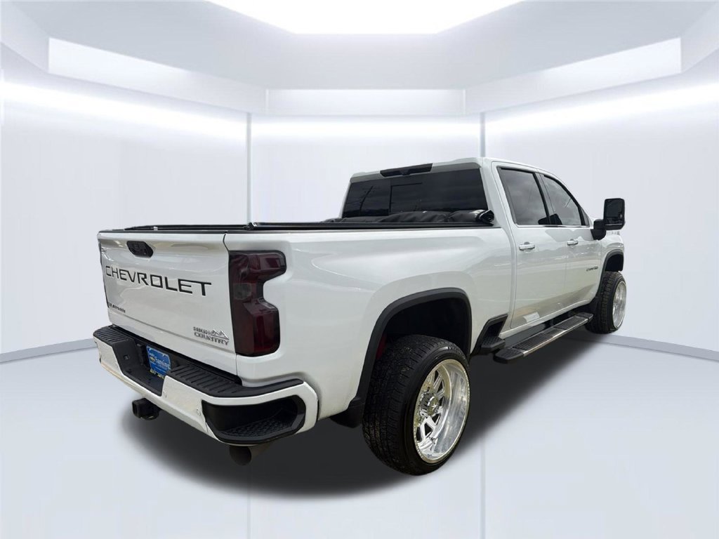Used 2022 Chevrolet Silverado 2500 High Country w/ Z71 Off-Road Package AWD/4WD image 6