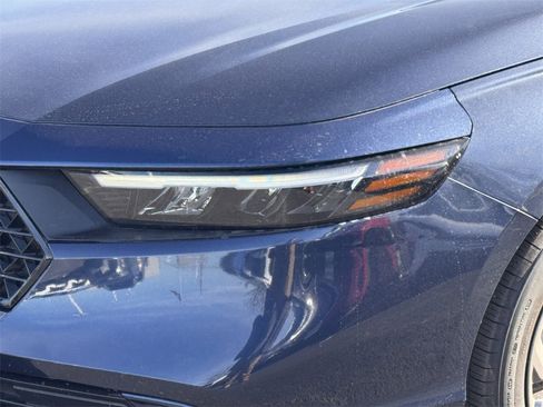 Used 2024 Honda Accord EX image 10