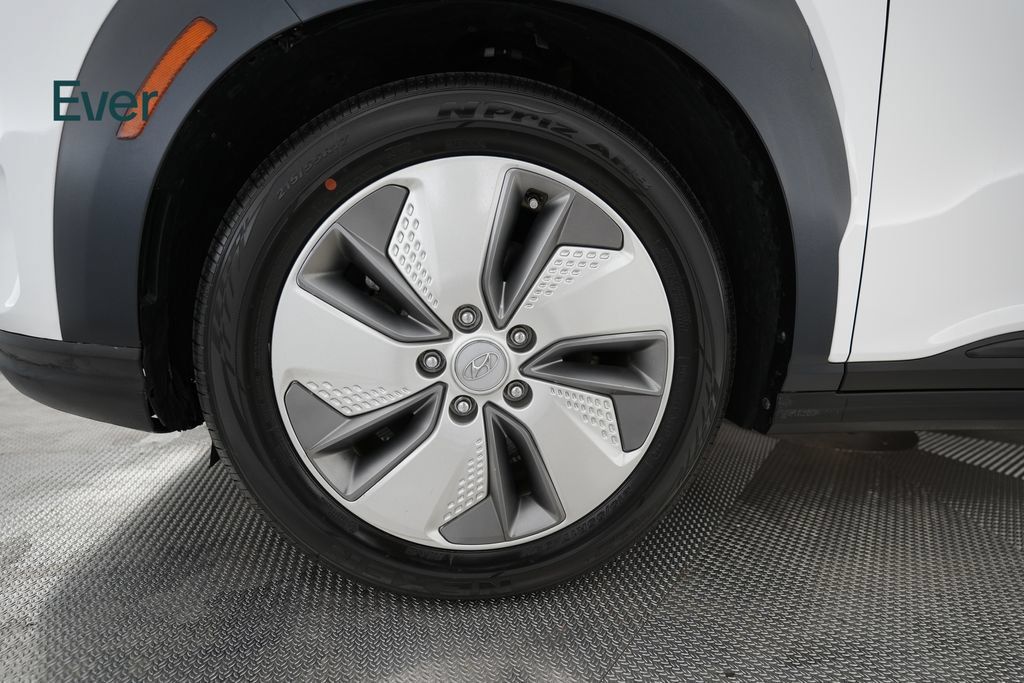 Used 2021 Hyundai Kona SEL FWD image 20