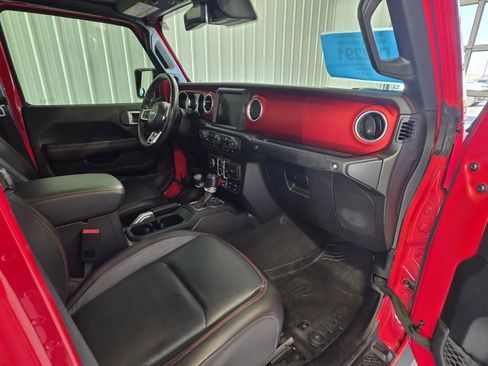 Used 2020 Jeep Gladiator Rubicon AWD/4WD image 22