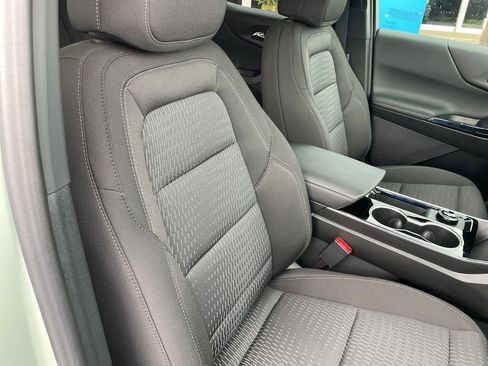 New 2026 Chevrolet Equinox LT w/ Safety and Technology Package FWD image 45