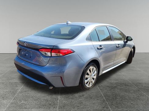 Used 2020 Toyota Corolla LE image 7