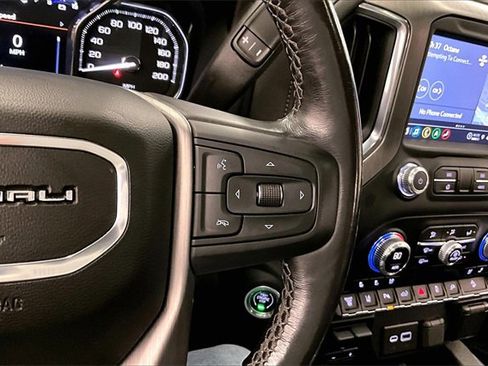 Used 2022 GMC Sierra 3500 Denali w/ Denali Ultimate Package image 24