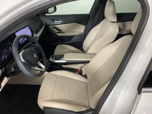 Used 2025 BMW X1 xDrive28i w/ Technology Package image 31