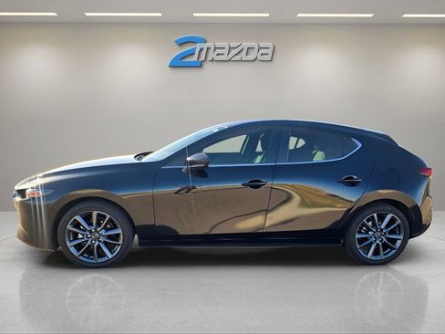 Used 2025 MAZDA MAZDA3 s image 2