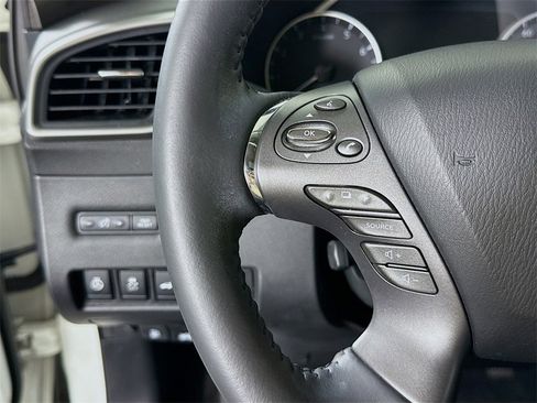 Certified 2023 Nissan Murano Platinum w/ Cargo Package image 23