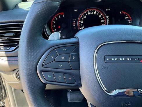 Certified 2025 Dodge Durango GT image 16
