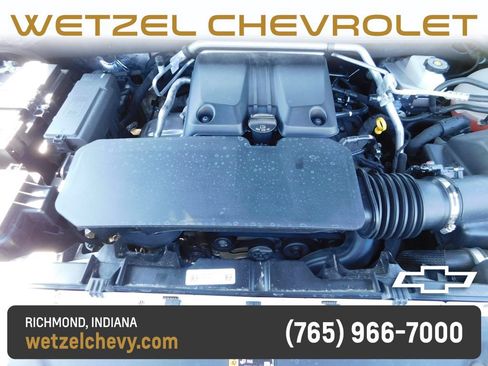 Used 2025 Chevrolet Colorado ZR2 w/ Technology Package AWD/4WD image 38