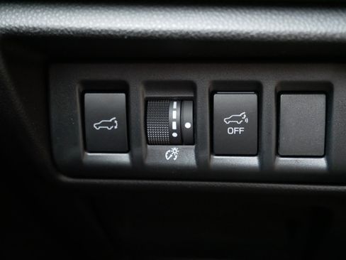 Used 2025 Subaru Outback Premium image 26