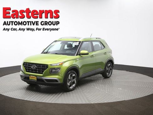 Used 2023 Hyundai Venue SEL w/ Cargo Package image 56