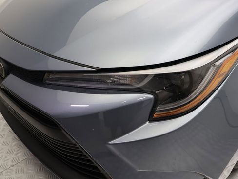 Certified 2023 Toyota Corolla LE FWD image 3