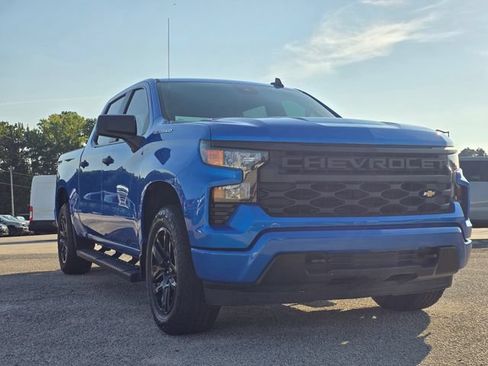 Used 2025 Chevrolet Silverado 1500 Custom AWD/4WD image 7