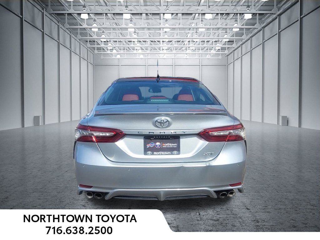 Used 2018 Toyota Camry XSE FWD image 2