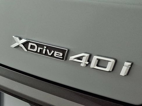 Used 2027 BMW X7 xDrive40i w/ M Sport Package AWD/4WD image 31