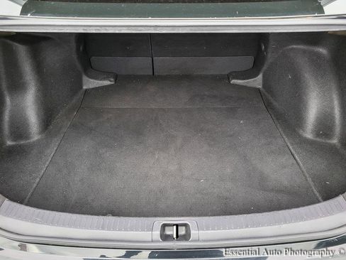 Used 2022 Toyota Corolla LE image 18