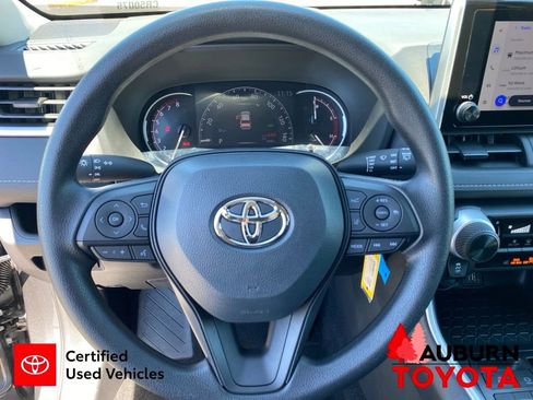 Certified 2025 Toyota RAV4 LE FWD image 34