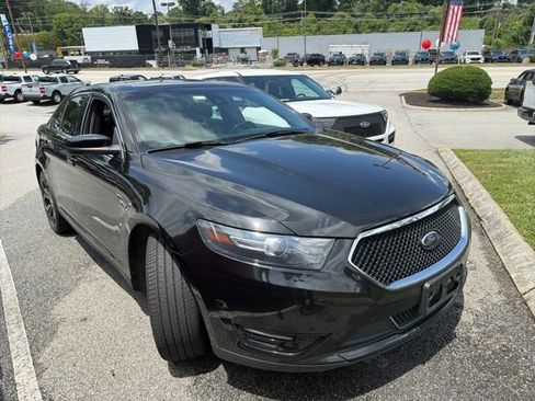 Used 2013 Ford Taurus SHO AWD/4WD image 5