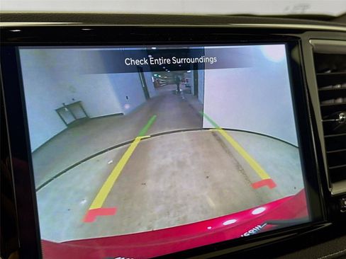 New 2026 Chrysler Pacifica Select image 16