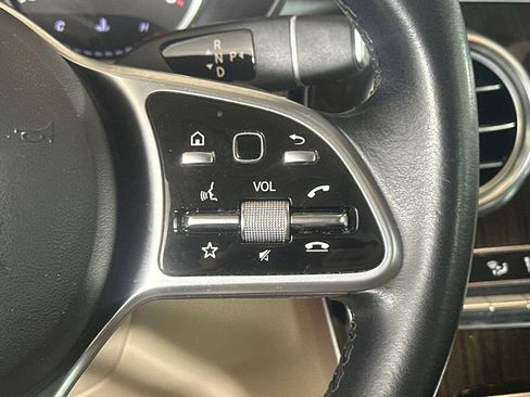 Used 2022 Mercedes-Benz GLC 300 image 28