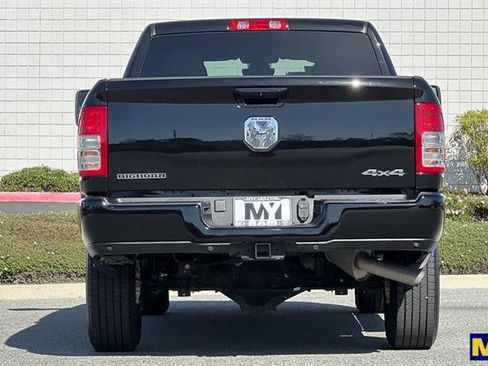 Used 2024 RAM 2500 Big Horn w/ Sport Appearance Package image 5