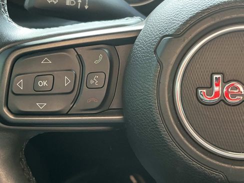 Used 2018 Jeep Wrangler Unlimited Sport S image 14