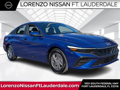 Used 2025 Hyundai Elantra SE