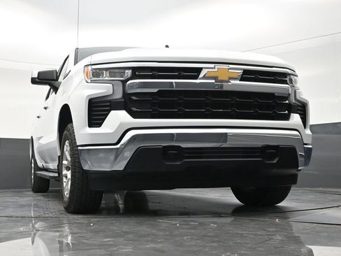 Used 2023 Chevrolet Silverado 1500 LT w/ Z71 Off-Road Package AWD/4WD image 26