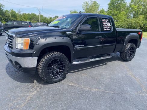 Used 2010 GMC Sierra 1500 SLE w/ All-Terrain Package AWD/4WD image 1