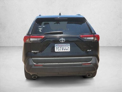 Used 2024 Toyota RAV4 XLE FWD image 7