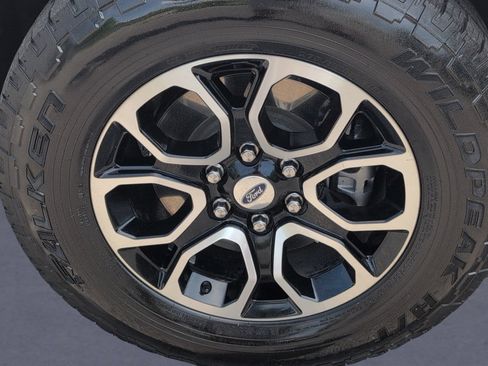 Used 2022 Ford Expedition XLT RWD image 38