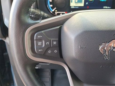 Certified 2023 Ford Bronco Black Diamond image 21