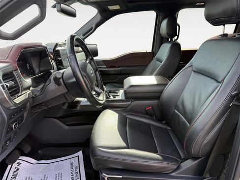 Used 2021 Ford F150 Lariat image 9