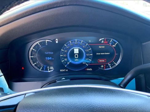 Used 2019 Cadillac Escalade Premium Luxury AWD/4WD image 26