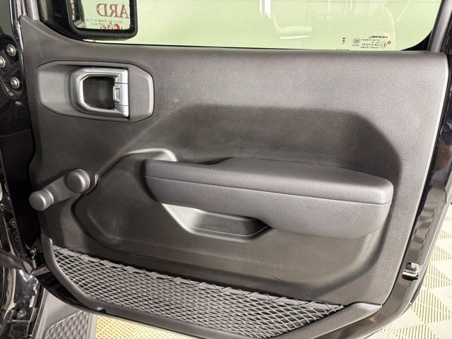 Used 2024 Jeep Gladiator Sport AWD/4WD image 34