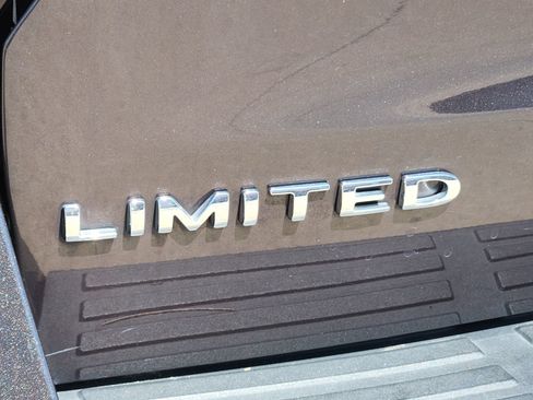 Used 2024 Ford Expedition Limited RWD image 13