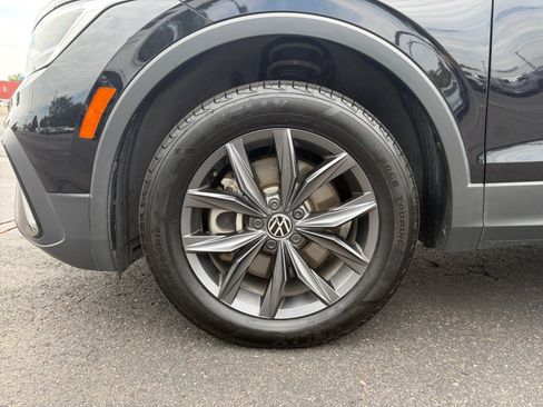 Certified 2024 Volkswagen Tiguan SE AWD/4WD image 26