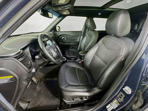 Used 2015 Kia Soul ! w/ Sun & Sound Package image 20
