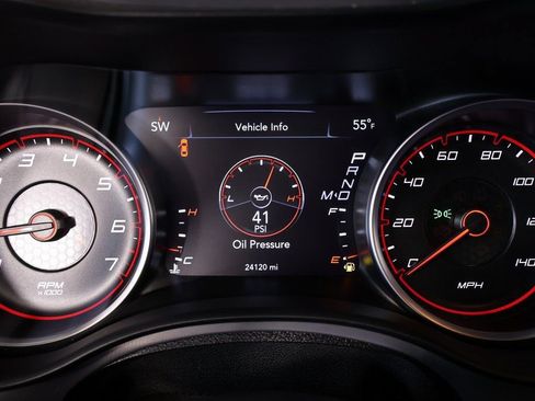 Used 2023 Dodge Charger SXT image 4