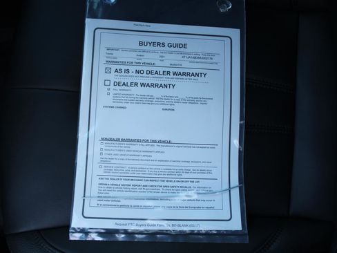 Used 2021 Toyota Avalon XLE w/ Carpet Mat Package (TMS) image 44