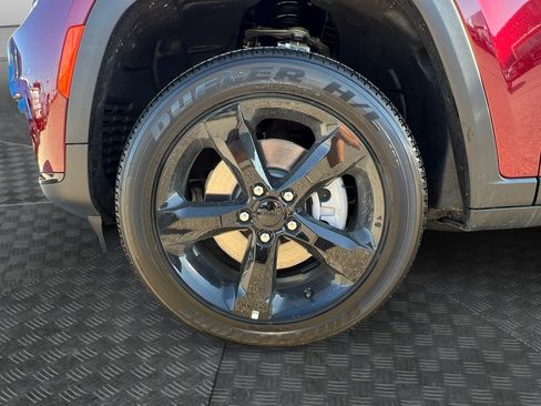 New 2025 Jeep Grand Cherokee L Altitude image 23