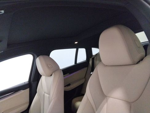 Used 2023 BMW X4 xDrive30i w/ Premium Package image 25