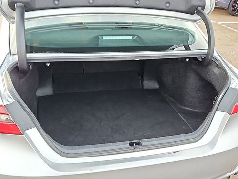 Used 2024 Toyota Camry SE w/ Convenience Package image 8