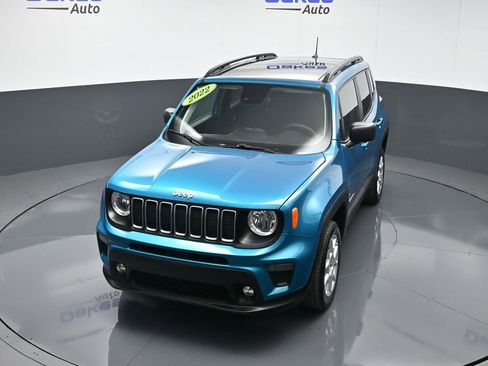 Used 2022 Jeep Renegade Latitude w/ Sun/Sound Group image 48