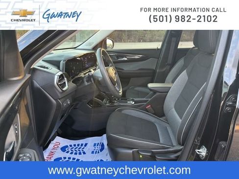 Used 2024 Chevrolet TrailBlazer LT w/ Driver Confidence Package image 20