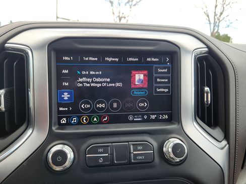 Used 2022 GMC Sierra 1500 SLT w/ Technology Package image 23