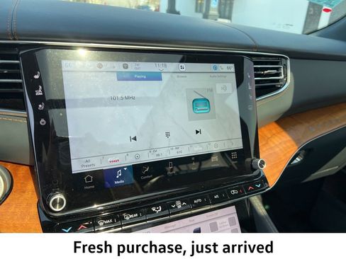 Used 2022 Jeep Grand Wagoneer Series II w/ Premium Group II image 25