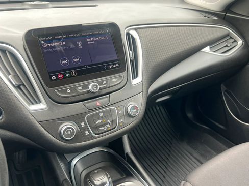 Used 2019 Chevrolet Malibu LS w/ Driver Confidence Package II FWD image 21