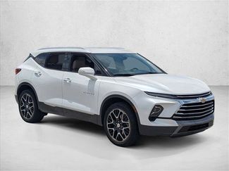 Used 2023 Chevrolet Blazer Premier FWD video 3