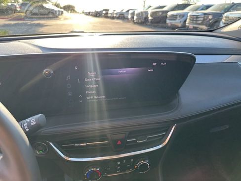 Used 2024 Buick Encore GX Preferred w/ Comfort Package image 34